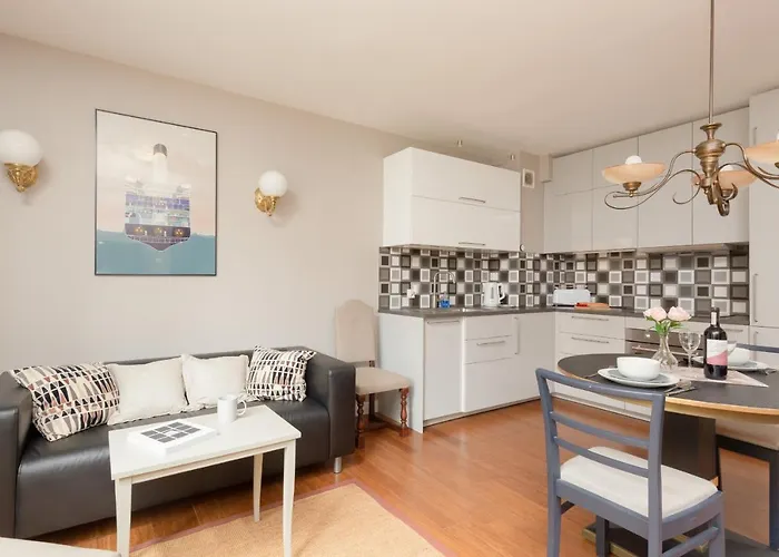 Elegancki W Centrum Gdyni Z Parkingiem By Renters Apartmán Gdyně